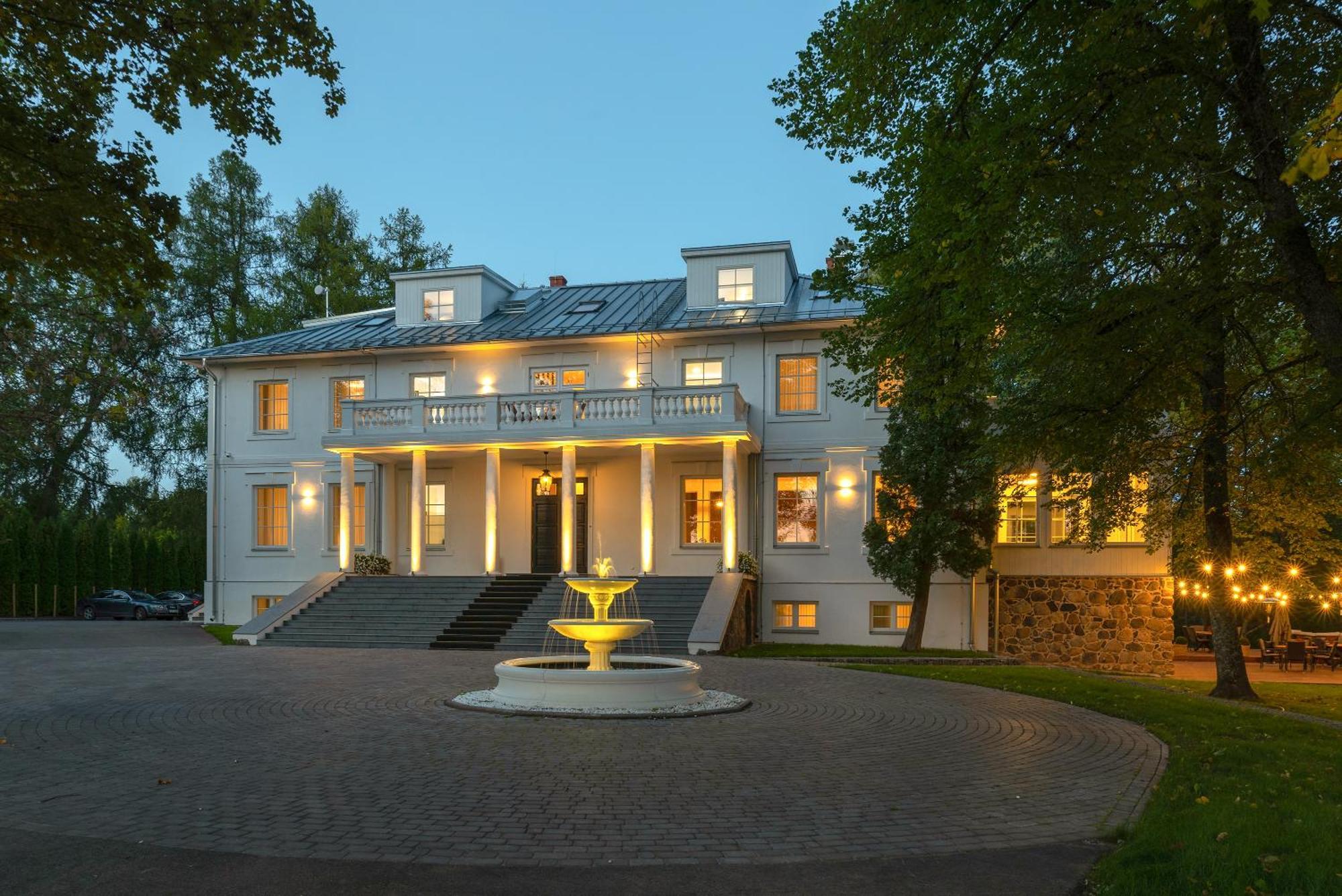 The Manor Sports & Spa Torva Exterior foto