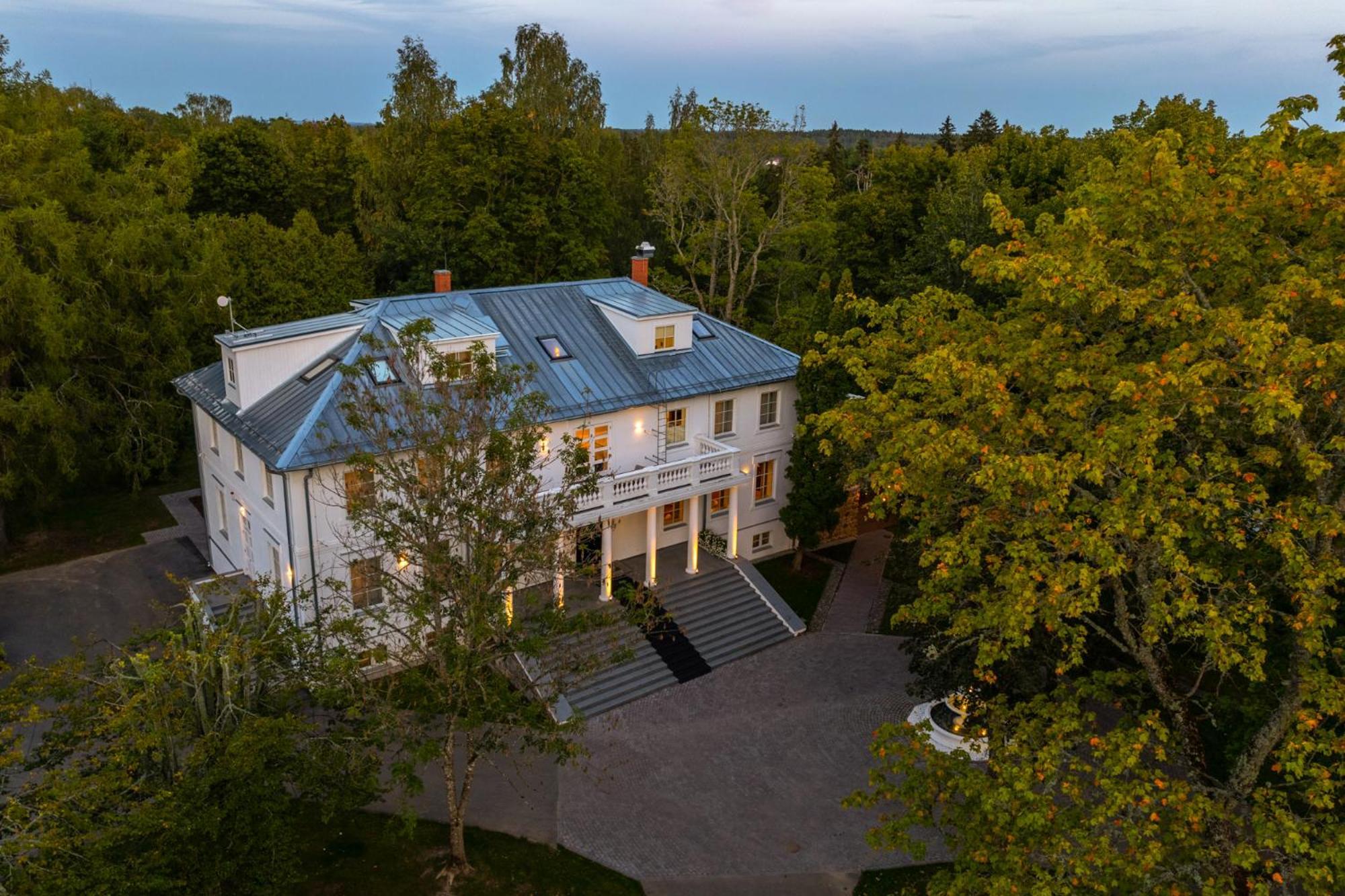 The Manor Sports & Spa Torva Exterior foto