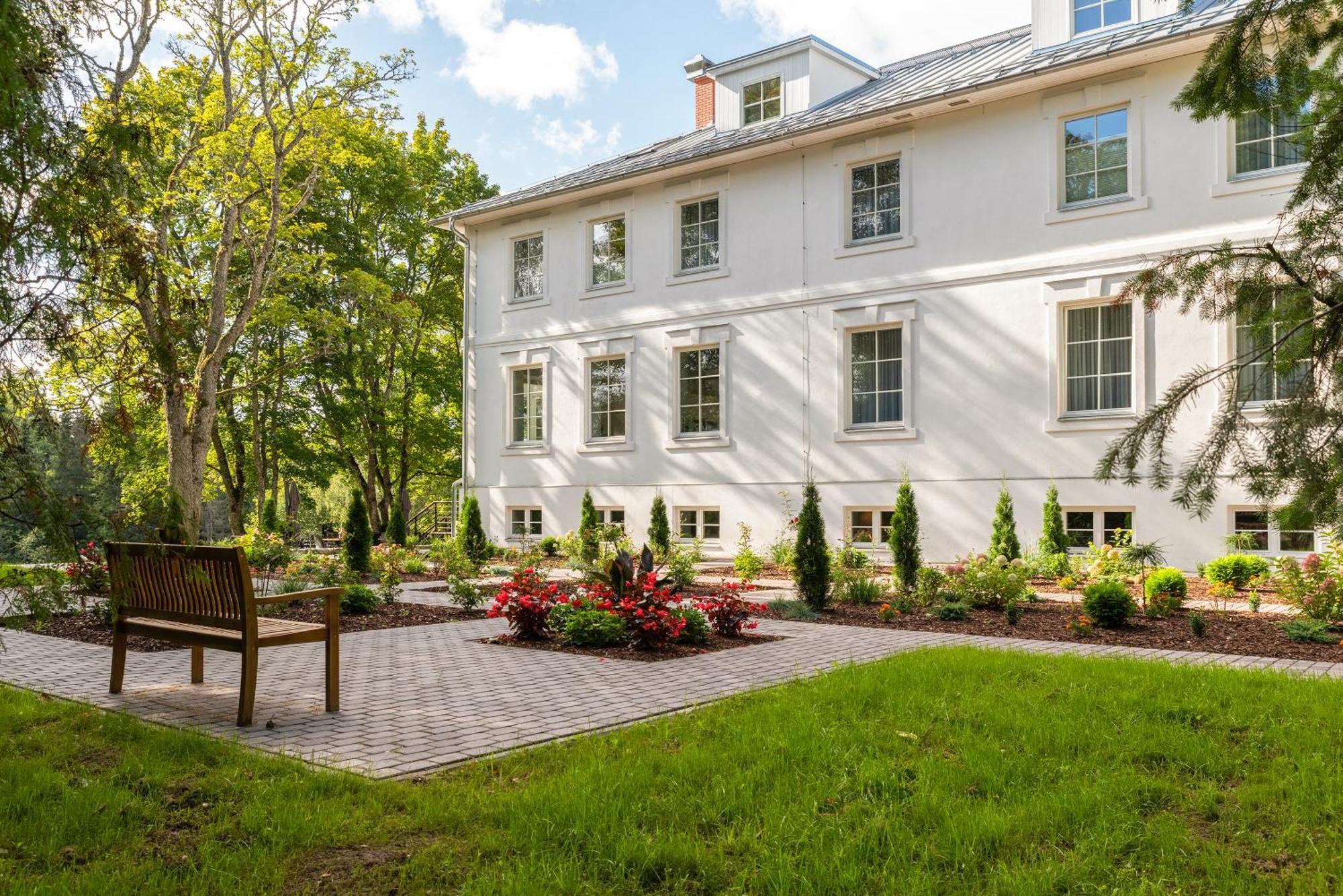 The Manor Sports & Spa Torva Exterior foto